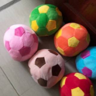 Boneka Bola Kerincing Warna Warni | Shopee Indonesia