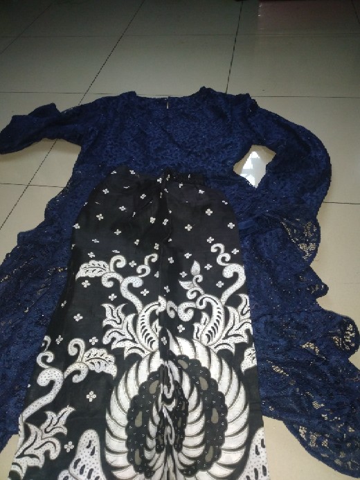 Maura Couple - Sania Ruffle Batik Couple Ori Ndoro Jowi Dnt Garansi Termurah Shopee - Pinguin Gurita