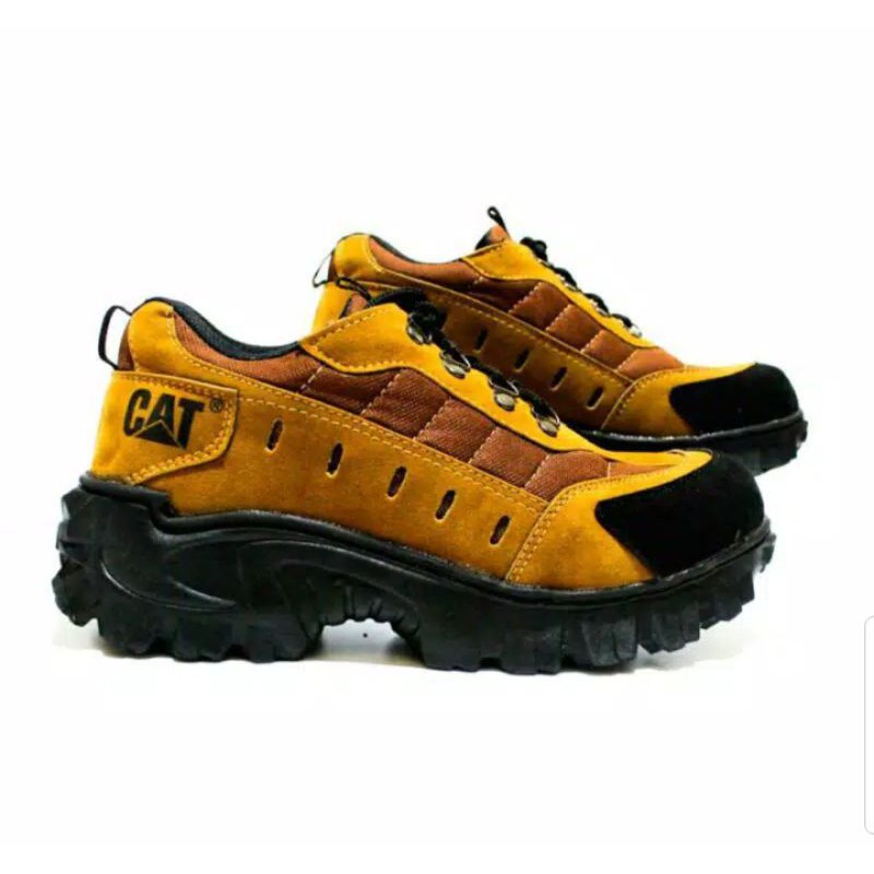 Sepatu caterpilar pria sefty cat ujung besi sepatu gunung