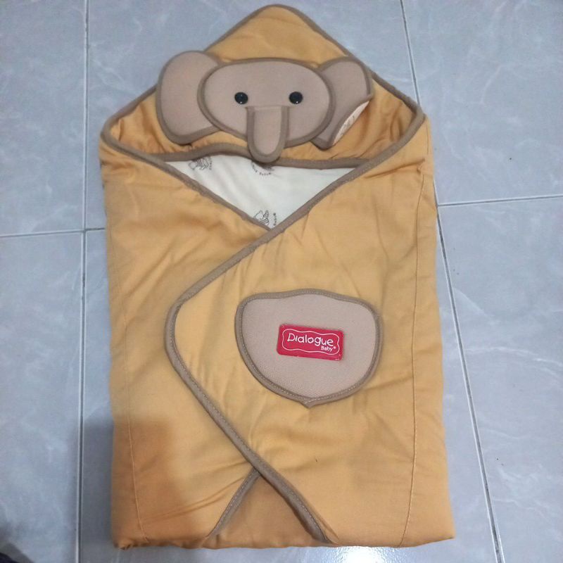 Preloved Selimut bayi Merk Dialogue