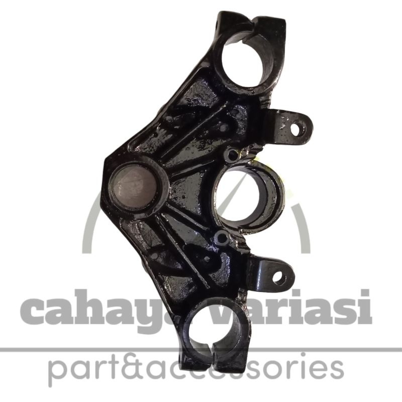 Segitiga Yamaha RX King New Dudukan Setang Atas Yamaha RX King New hitam