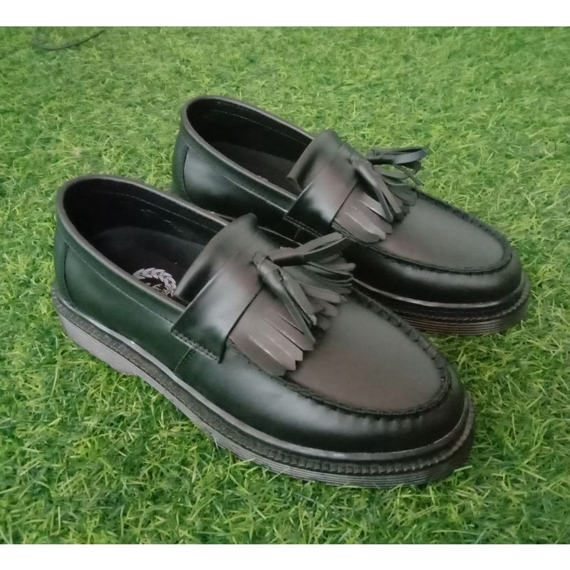 sepatu loafers pria docmart Andrian tassel kulit asli