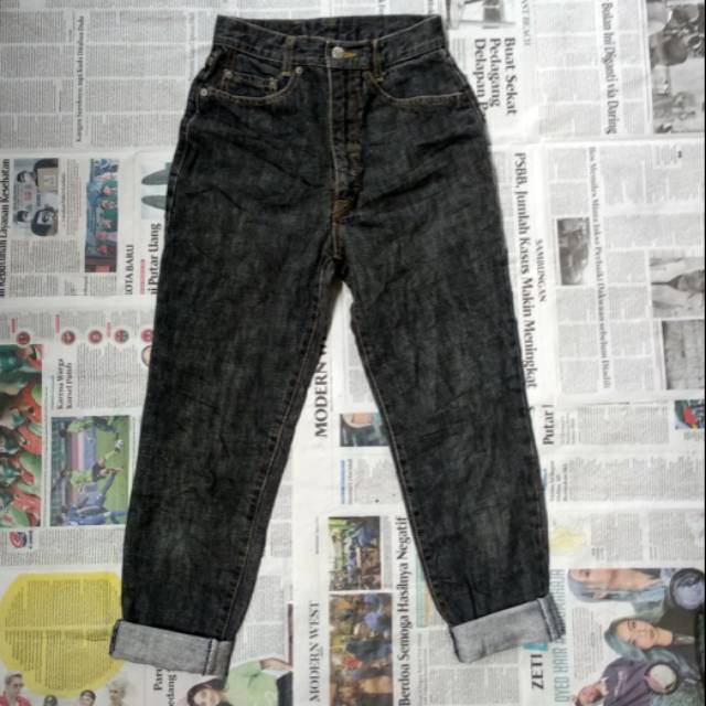 Celana jeans sweet camel second Shopee Indonesia Celana jeans sweet camel second Shopee Indonesia