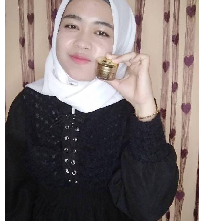  3.3 (Ready Siap Kirim) Gold Jely Kedas Beauty Original 100% Pemutih Wajah BPOM Aman Bumil Busui Remaja [KODE BARANG 458]-1