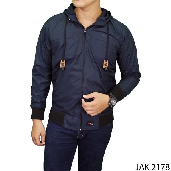 Jaket Parasut Pria Polos / Jaket Waterproof (COMB)