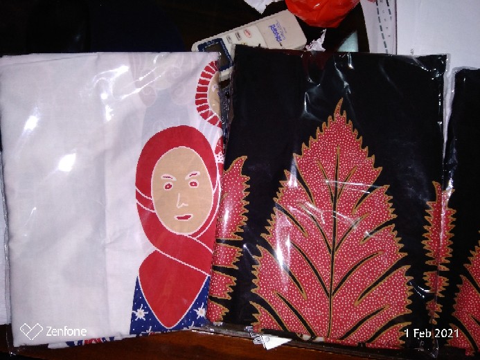 Kain Batik Solo Motif Daun Kode N5