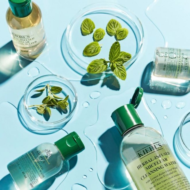

Travel/Sample Size (Travel Size) KIEHL'S Herbal-Infused Micellar Cleansing Water 40ml