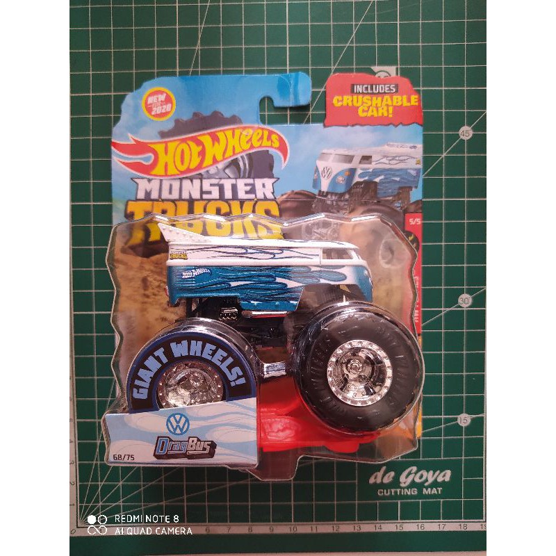 Hot Wheels Monster Trucks Volkswagen Drag Bus