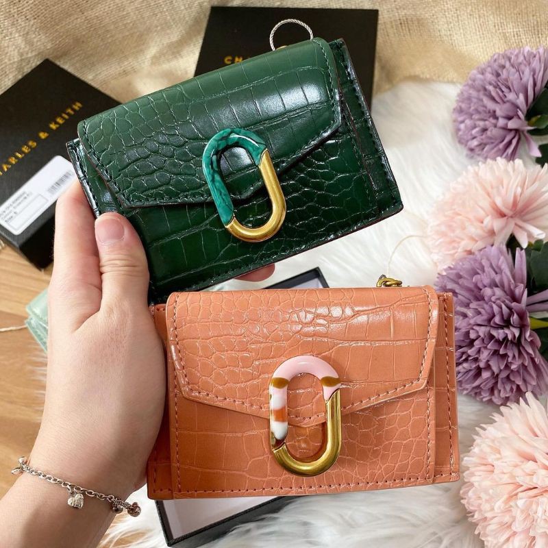 Ck charles and keith Croc-Stone-Embellished Card Holder