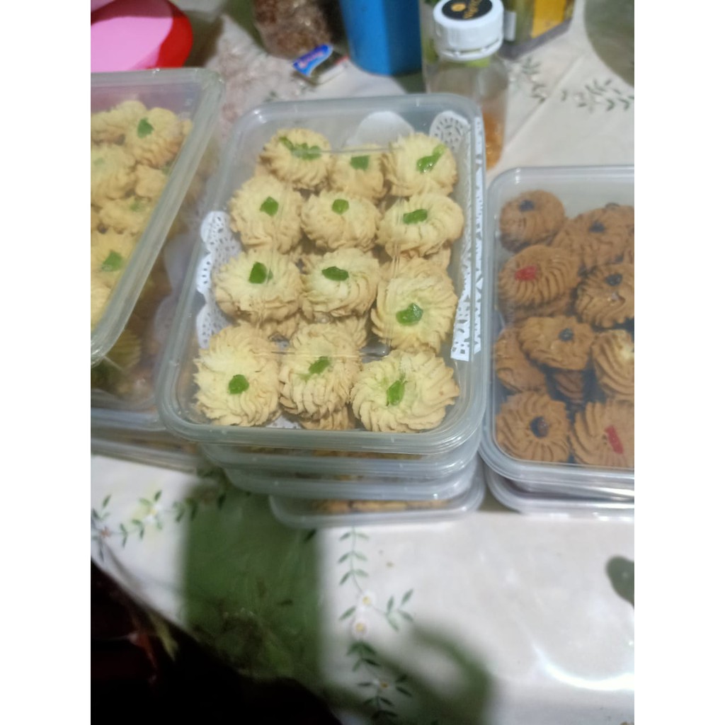 

KUE KERING BEKATUL - SHABRINA