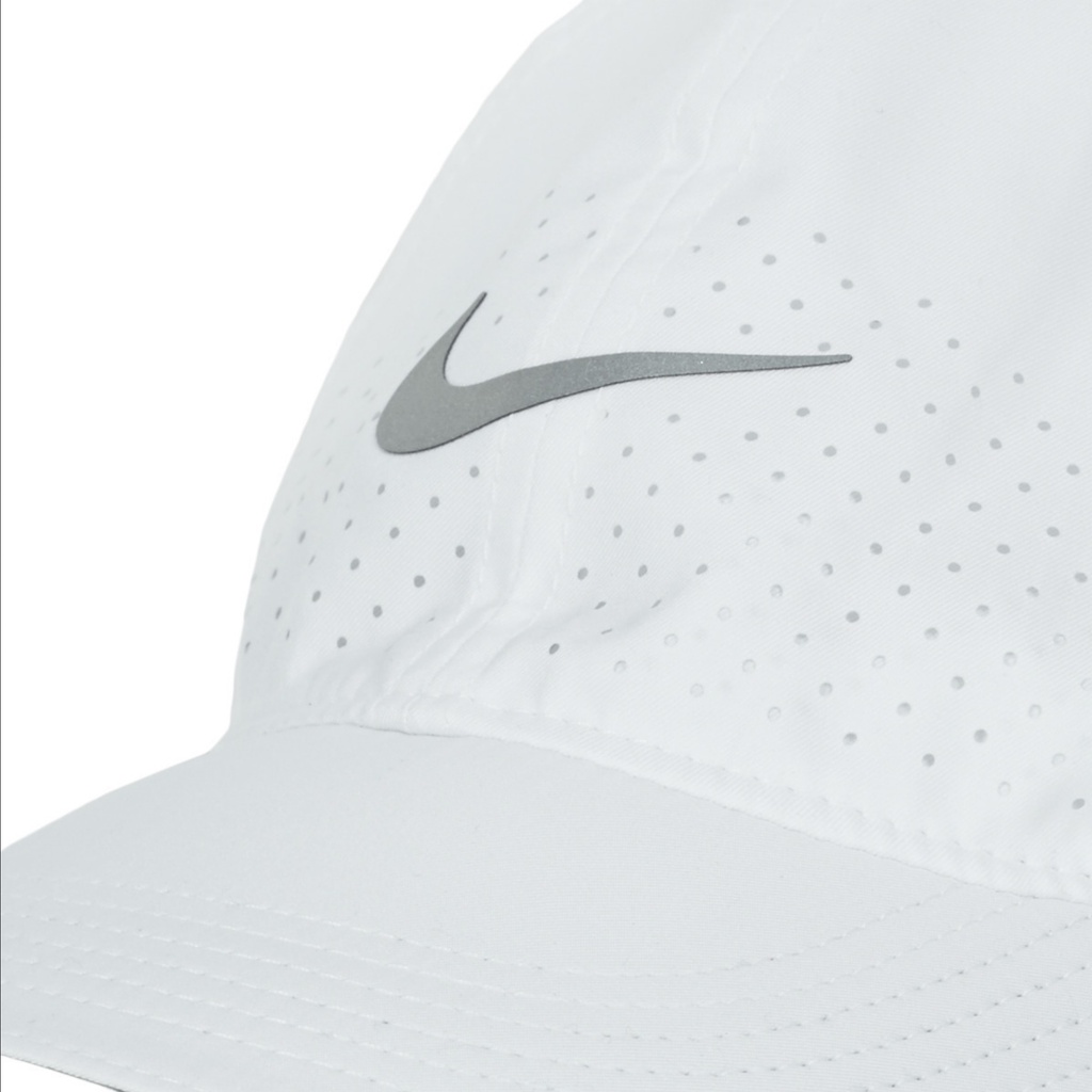 Topi Nike Dri-FIT Aerobill Featherlight Perforated White Cap DC3598-100 Original 100%