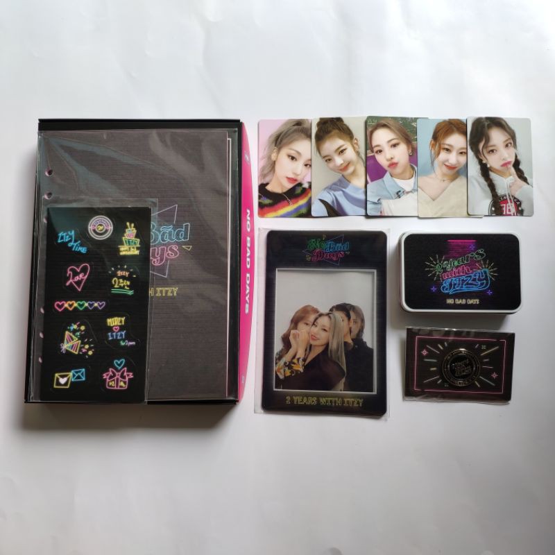 [READY] ITZY NO BAD DAYS FEBRUARY KIT Yeji Yuna Lia Chaeryeong Ryujin Photocard