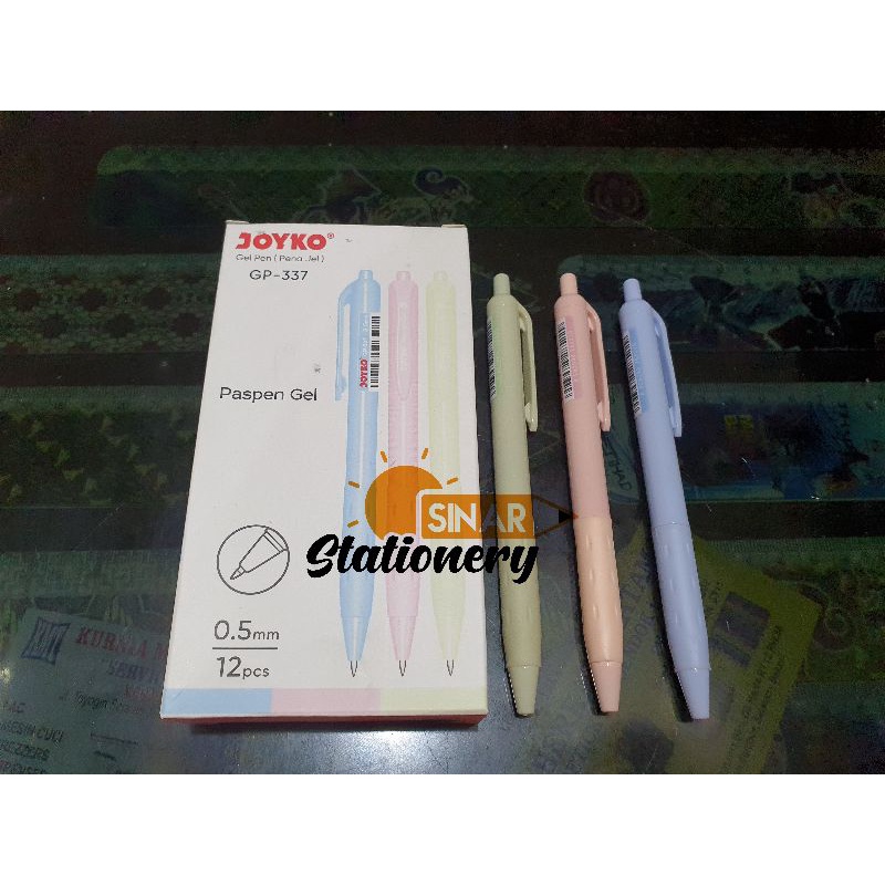 

Pulpen gp 337 paspen gel 0.5 hitam 1pak isi 12pc