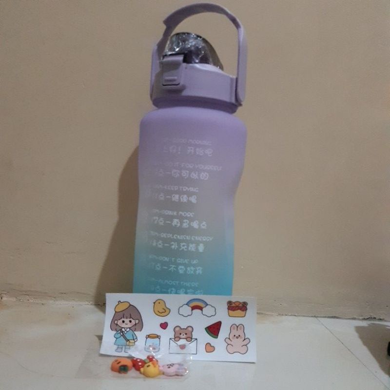 botol minum tritan viral 2 L  free sticker 2D,3D