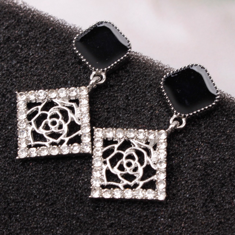 925 jarum perak square rose stud anting-anting online influencer fashion elegan cat hitam pakaian ak