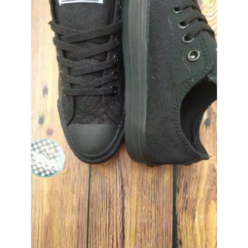 Sepatu Converse Full Hitam Chuck taylor  Made in Vietnam