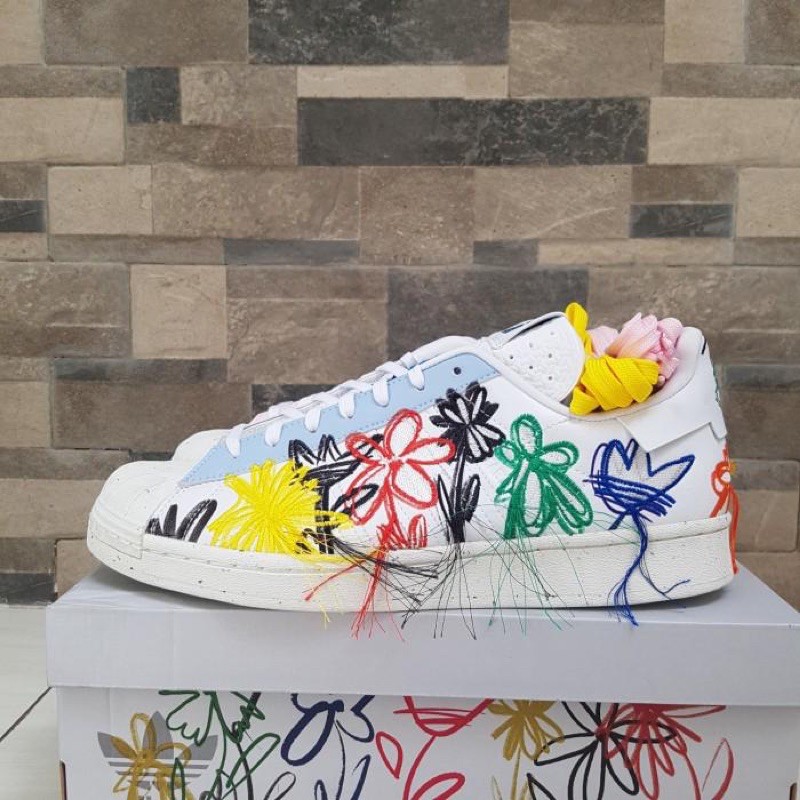 Adidas superstar x sean wotherspoon “SUPEREARTH”