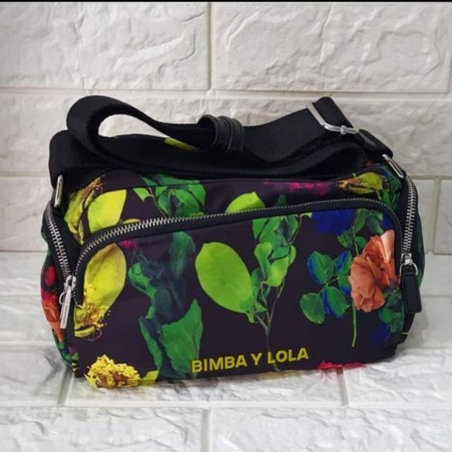 Tas Bimba Y Lola Medium Black Roses Crossbody Bag Original Brand New With Tag