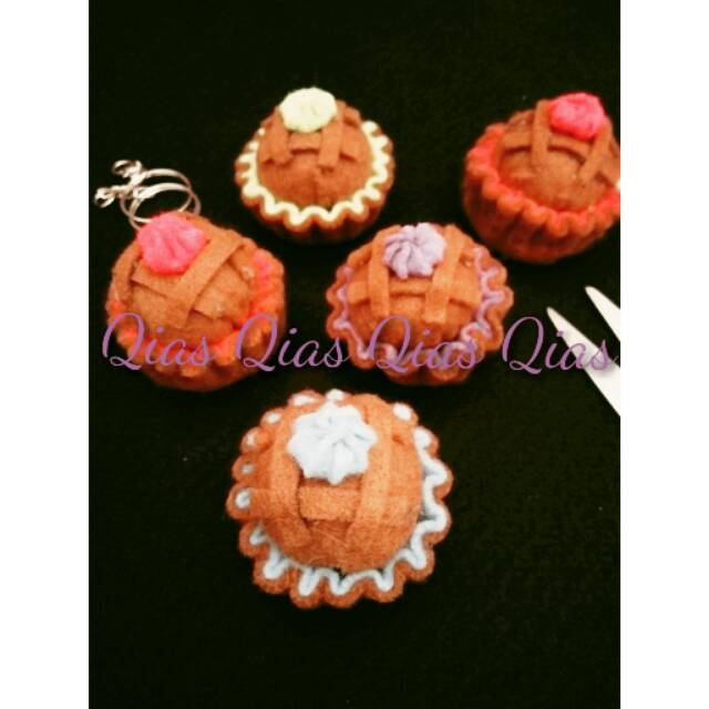 

Sovenir pernikahan murah,pincushion cupcake