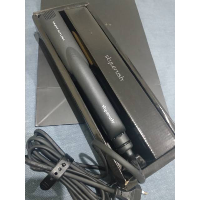 Catok lurus stylerush tipe SR302AV