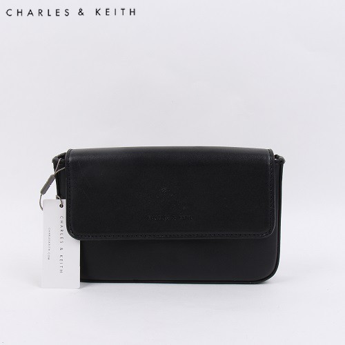 TAS SELEMPANG WANITA CHARLES & KEITH CLUTCH CNK-6012 BLACK ORIGINAL IMPORT BATAM TERMURAH