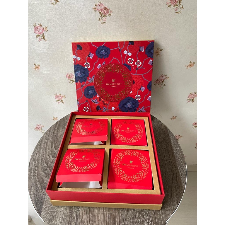 

Kotak Box Moon Cake JW Marriott