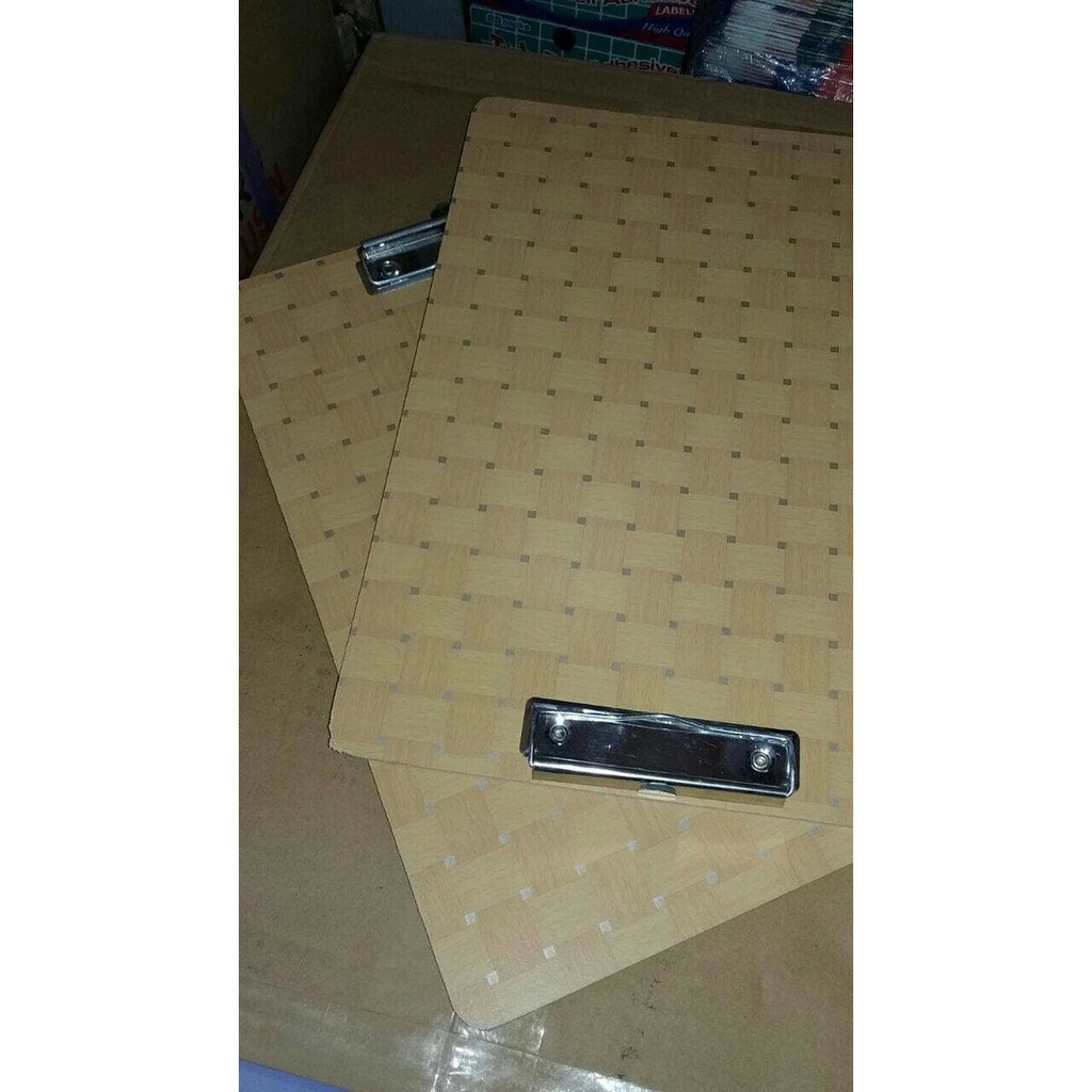 

EXECUTIF Clip Board Kayu