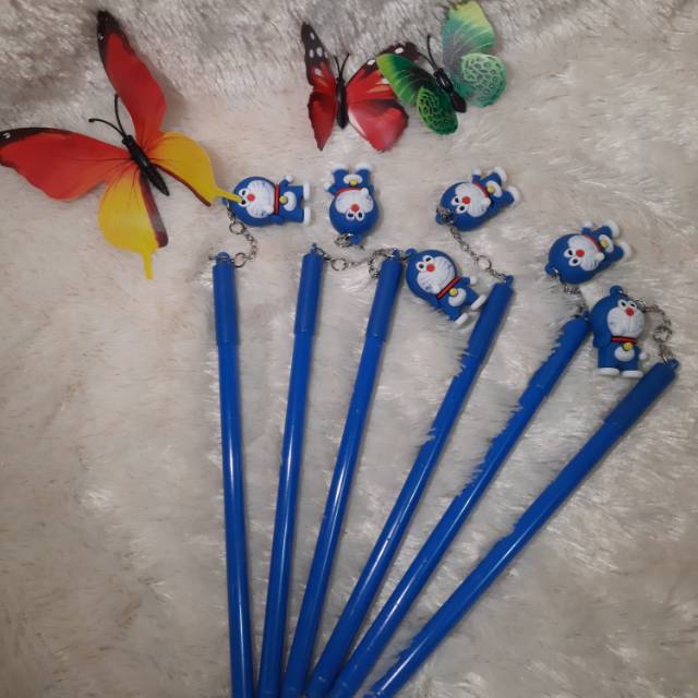 

BOLPEN KARAKTER DORAEMON