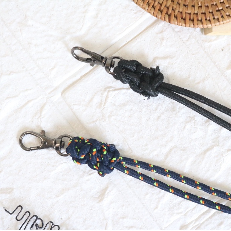 Lanyard Blue and Black / Gantungan Name Tag ID Card Kartu Nama / Lanyard Pods 90 cm / Kalung Pods Name Tag