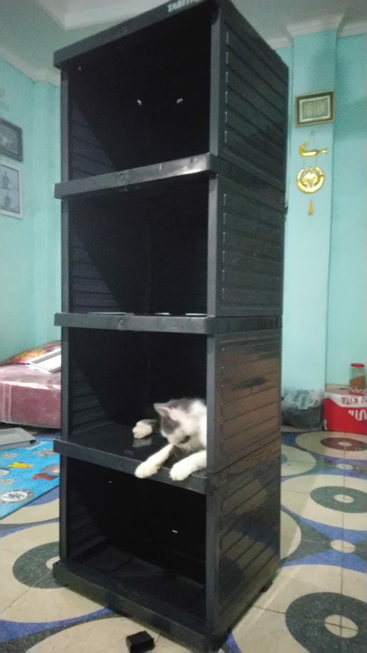 Lemari Plastik Lemari Pakaian Polos 4 Susun Promo Diskon Gede Termurah!!