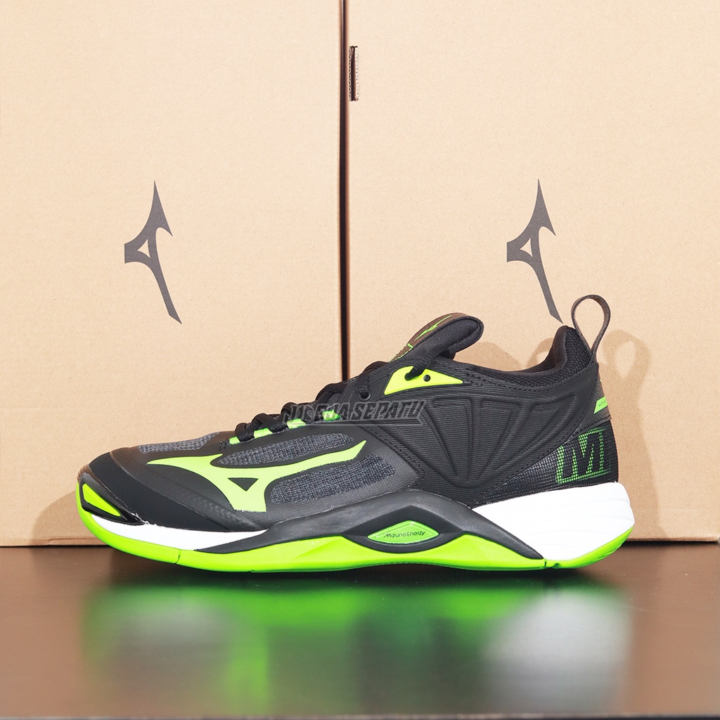 Mizuno Sepatu Voli Wave Momentum 2 - Black/Green Gecko/White