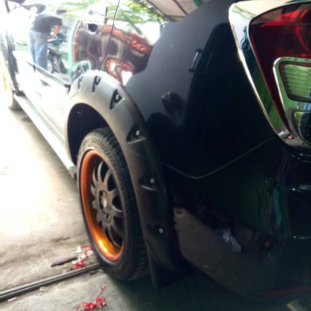 Over fender Terios model Baut 20011-2017