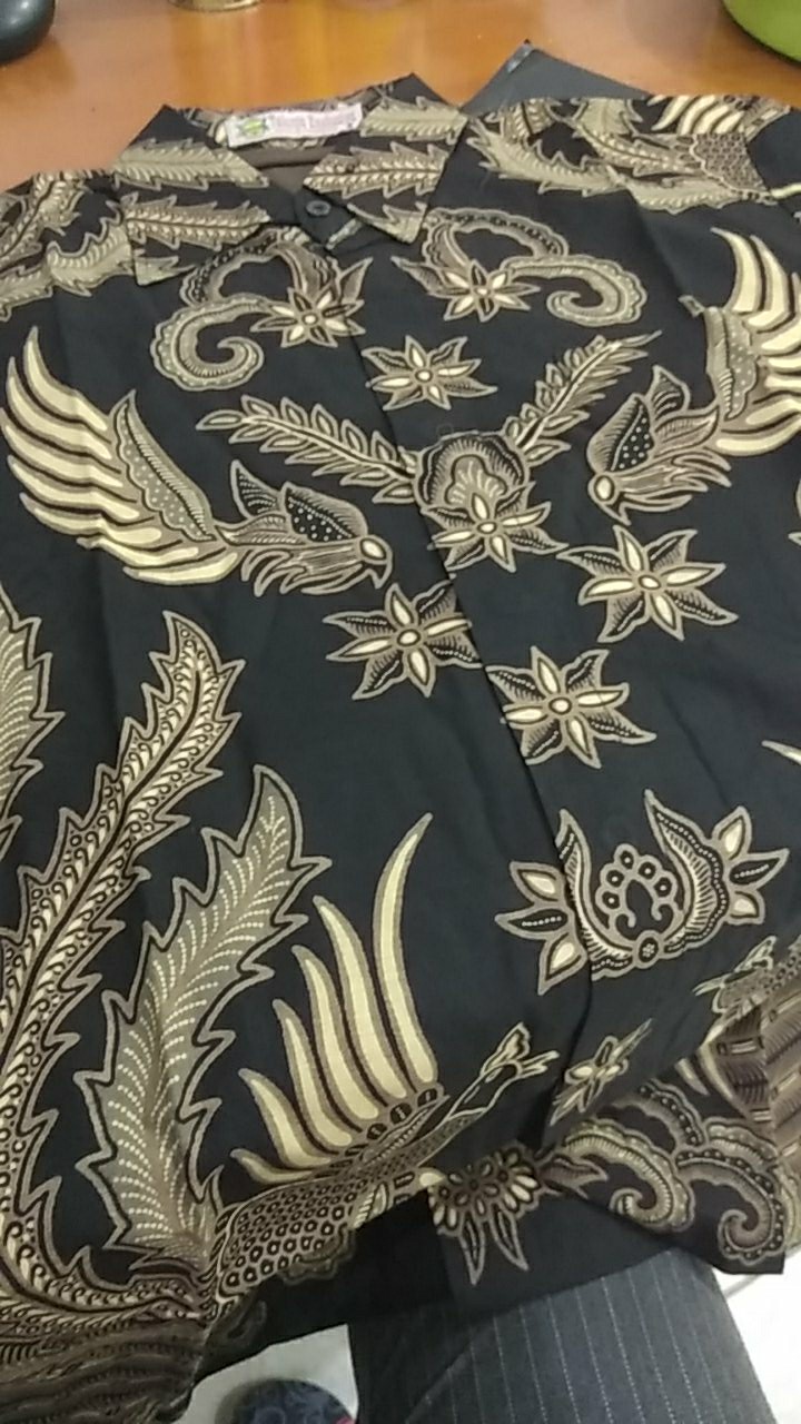 Kemeja Batik Prabu Bahan Katun Baturaden Reguler Fit B369