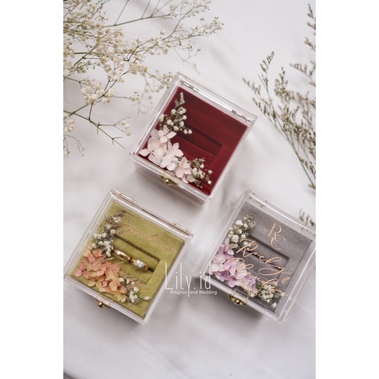 Custom acrylic ringbox suede kotak cincin akrilik bludru
