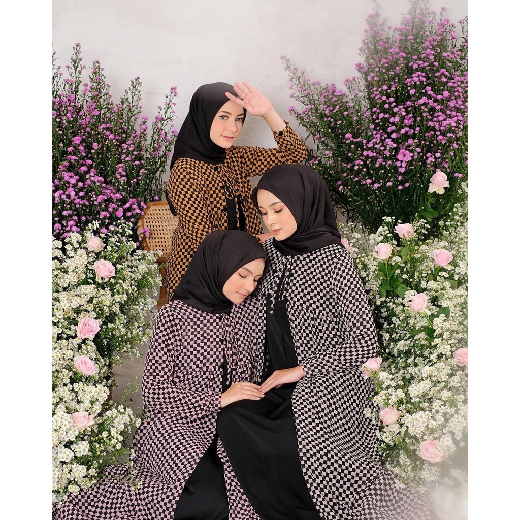 Gamis Nazraa Black Series by Kaleela .id Gamis Motif Polos Inner + Outer Original