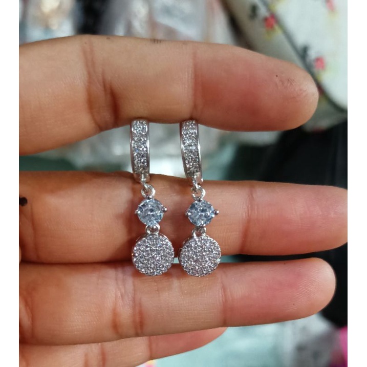 Anting juntai vier titanium dan premium,awet,tahan lama,full mata kualitas premium