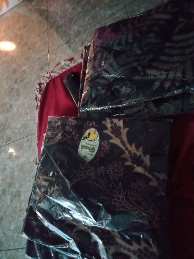 Maura Couple - Sania Ruffle Batik Couple Ori Ndoro Jowi Dnt Garansi Termurah Shopee - Shopashop Solo