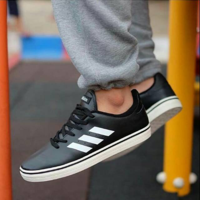 adidas neo true chill