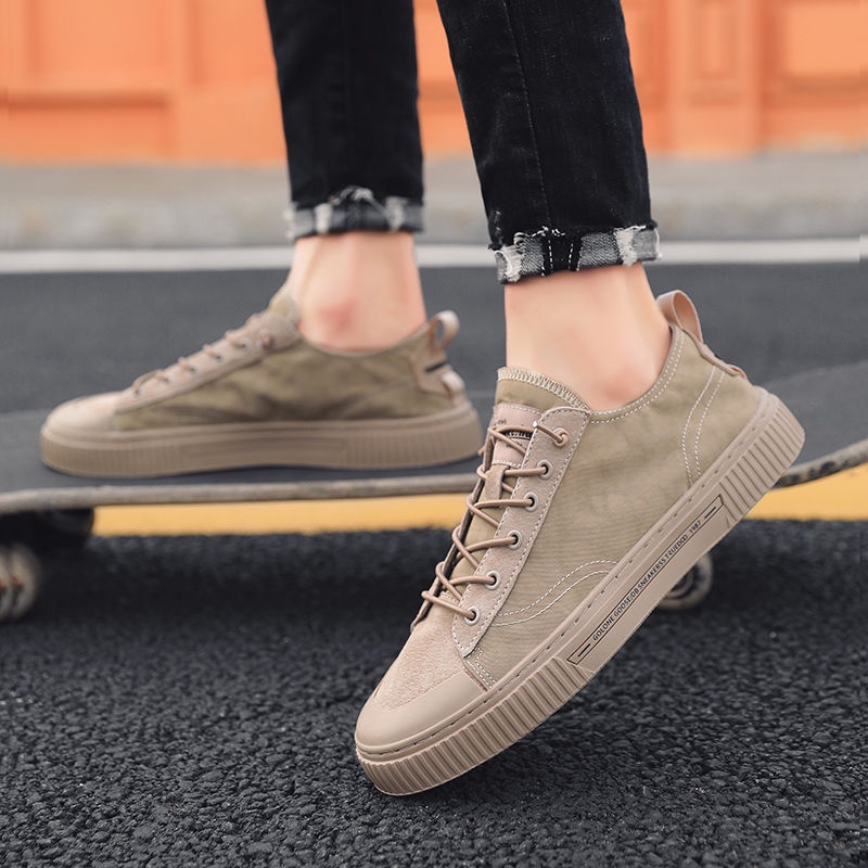 Sepatu Sneaker Pria Import Original Sepatu Sekolah dan santai lentur elastis trendy terbaru