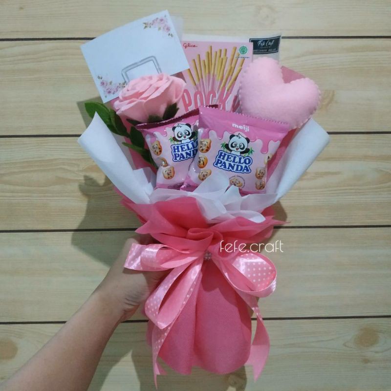 

Buket Snack Mix Bunga Flanel Size Kecil Warna Pink