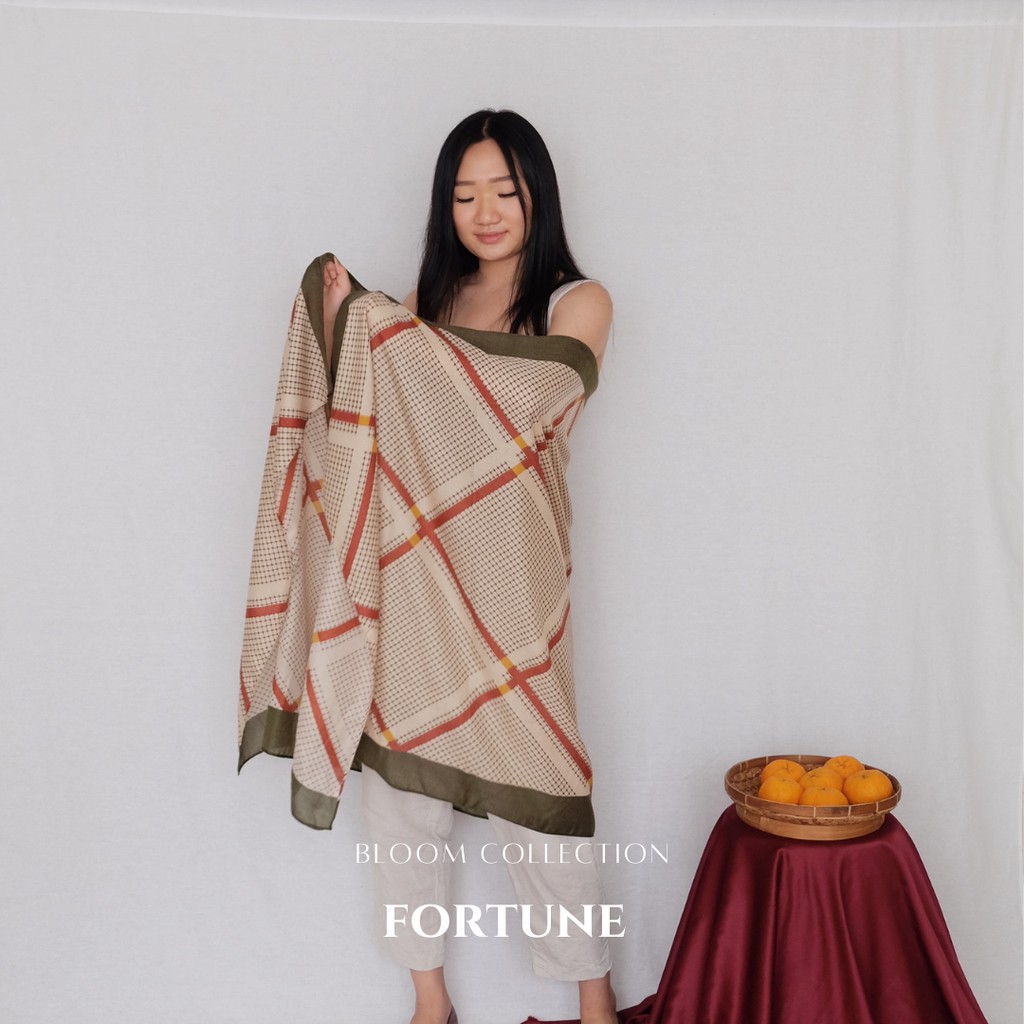 Fortune Shawl – Bloom Collection