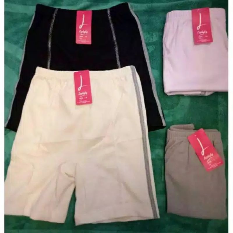 Celana short lydyly | Street lydyly | celana pendek dalam Ukuran M.L.XL.XXL