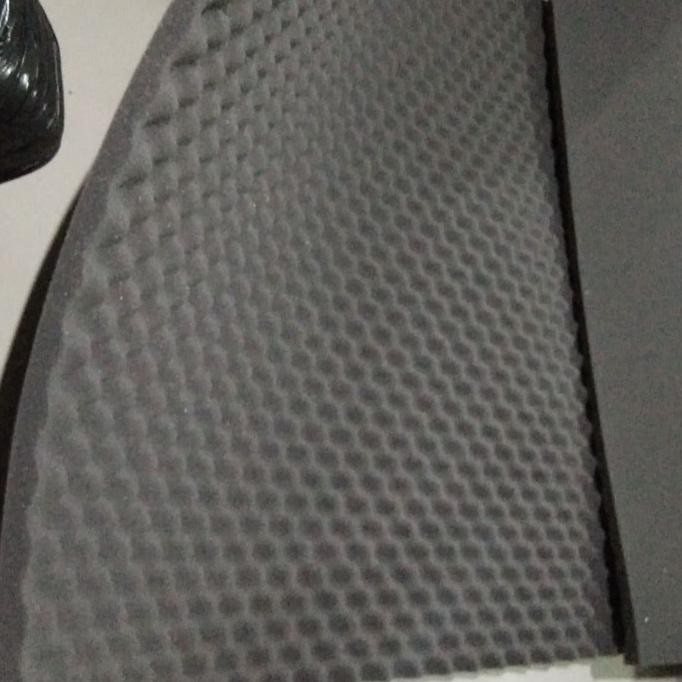 busa peredam telor - Hitam