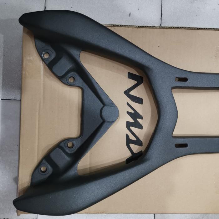 breket box nmax pendek