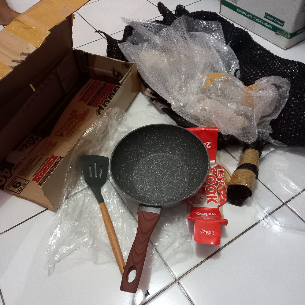 Cypruz Fry Pan Fry Wok Sauce Pan  Marble Coating Anti Lengket Keramik Gagang Kayu - Joukashop