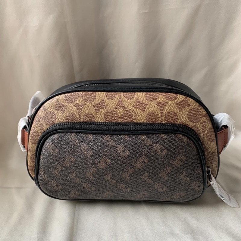 COACH HITCH BELT BAG IN SIGNATURE CANVAS WITH HORSE AND CARRIAGE PRINT