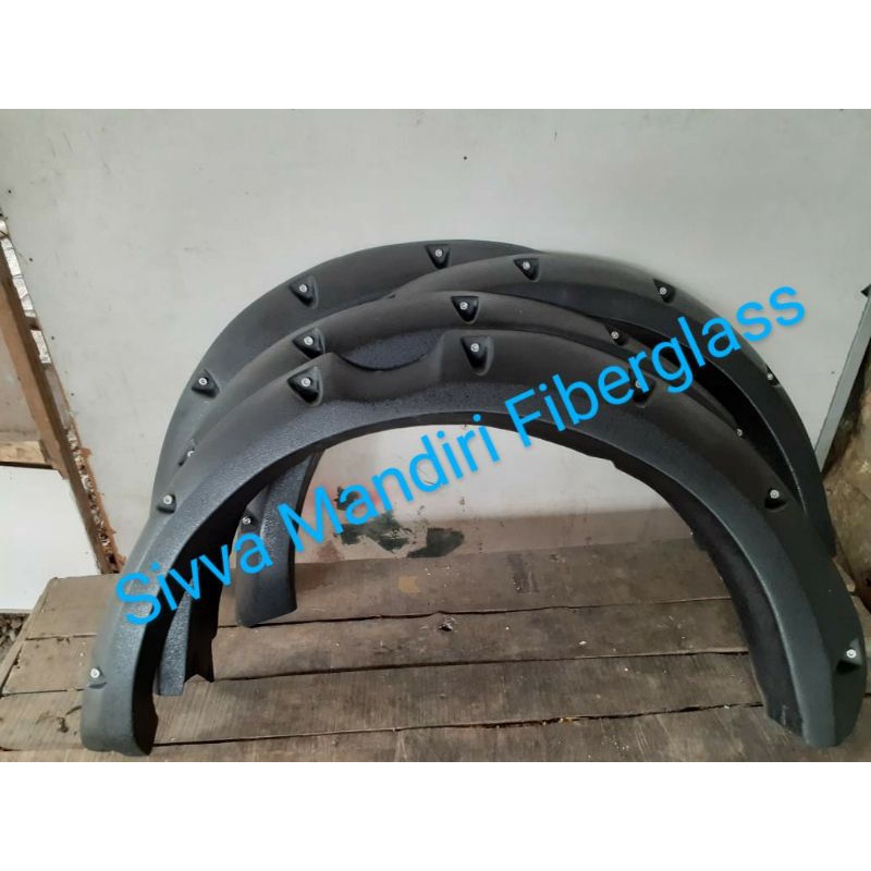 Over Fender Toyota Hilux Single Cabin Tahun 2009-2015 Model Baut L