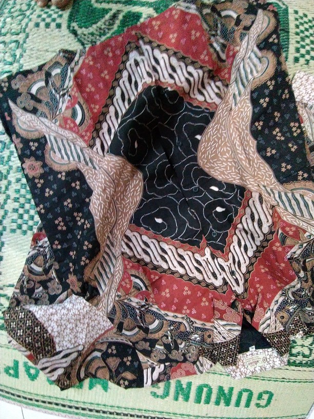 Batik Pria Lengan Panjang Kualitas Premium Bahan Katun Prima Full Furing Motif Terbaru Abm 008