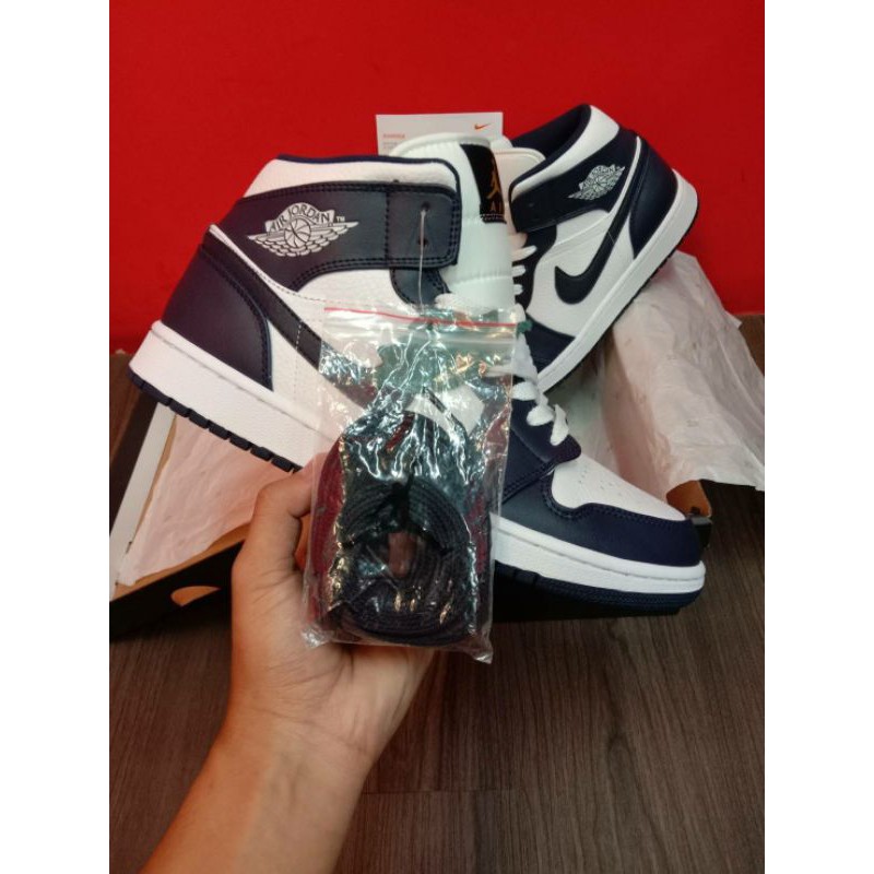 SEPATU NIKE AIR JORDAN 1 MID WHITE METALLIC GOLD PK GOD BNIB