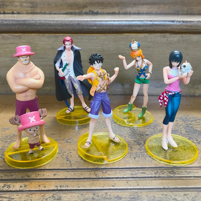 Action Figure One Piece 1 set komplit